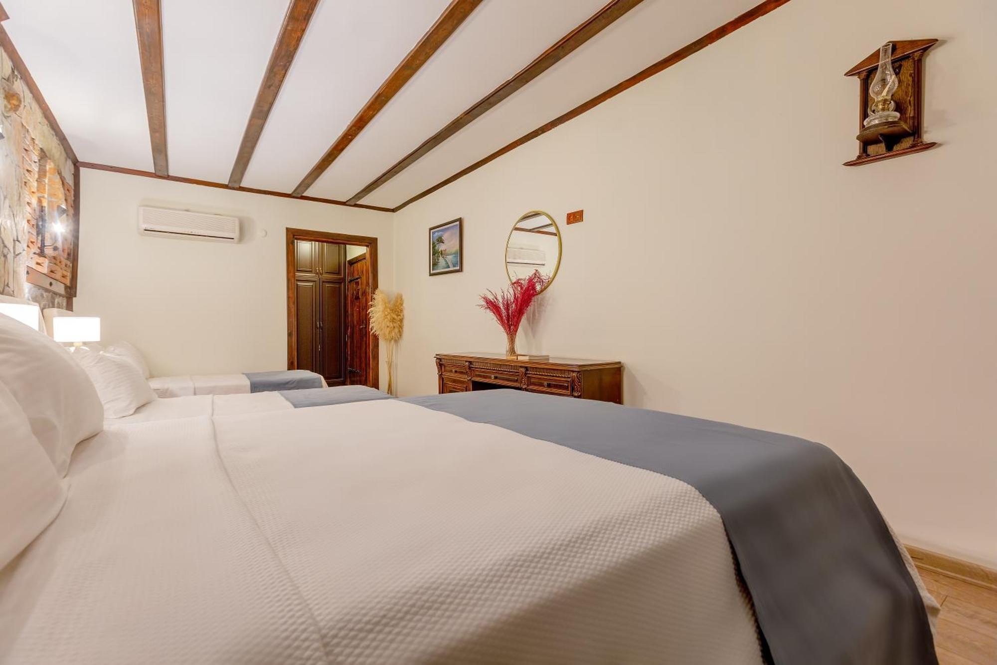Papazlikhan Hotel ألتينولوك الغرفة الصورة